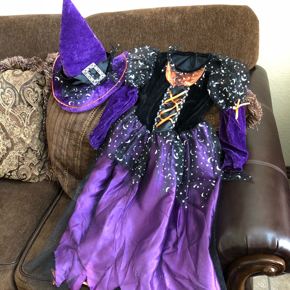 Girls witch dress costume with hat